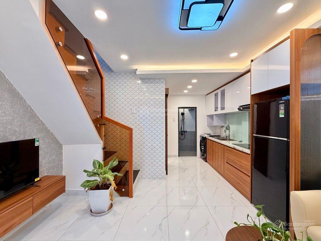 Bán nr btct 2 tầng 36m2 nguyễn bặc chợ phạm văn hai tân hoà tb nhỉnh 5 tỷ.