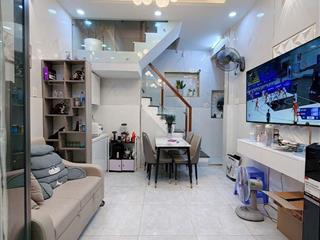 Nhà riêng cho gia đình trẻ 4 tầng , bê tông cốt thép, 2 pn 3wc, 20m2 nhỉnh 3 tỷ, p.nhiêu lộc.