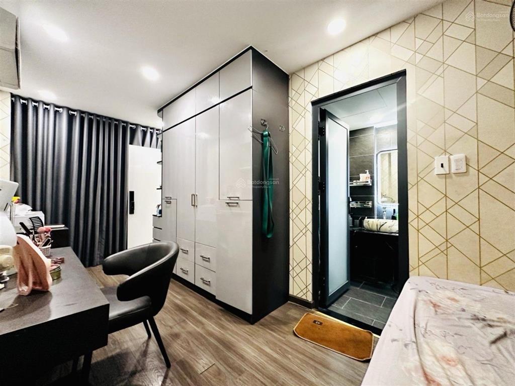 Bán nhà chợ phạm văn hai, 4 tầng 5pn, 46m2 nhỉnh 7 tỷ.