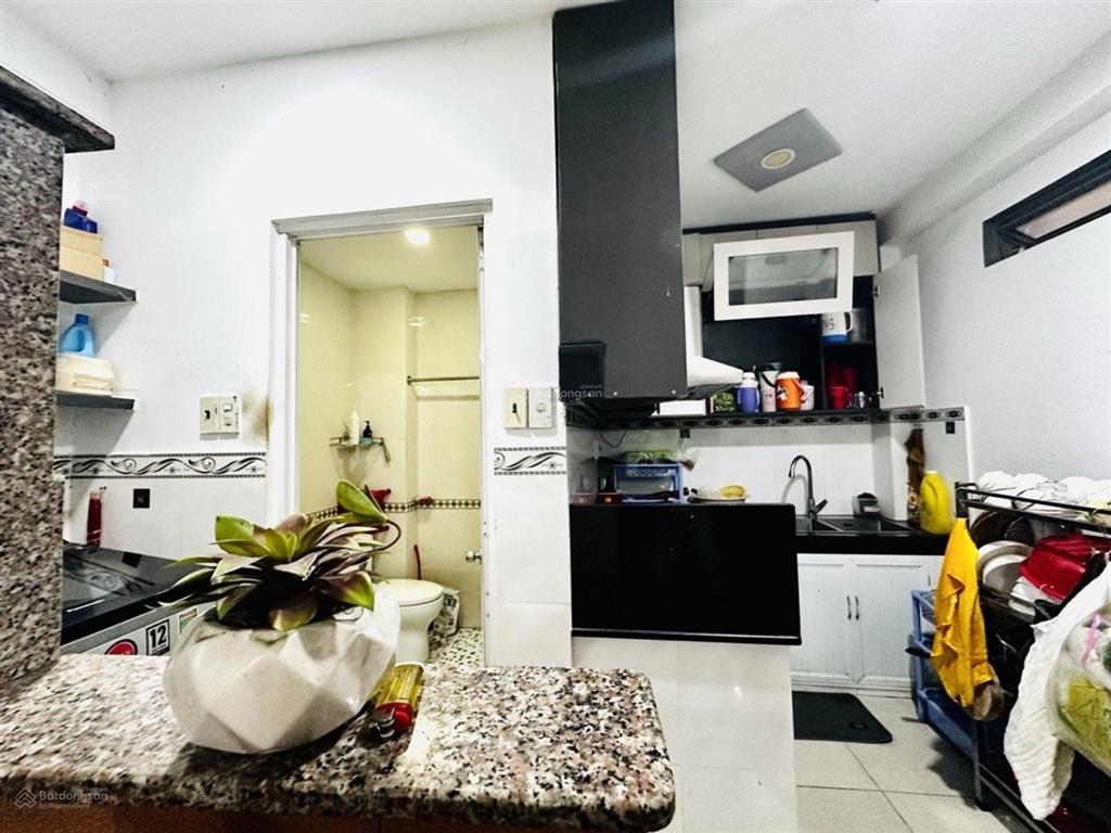 Bán nhà chợ phạm văn hai, 4 tầng 5pn, 46m2 nhỉnh 7 tỷ.
