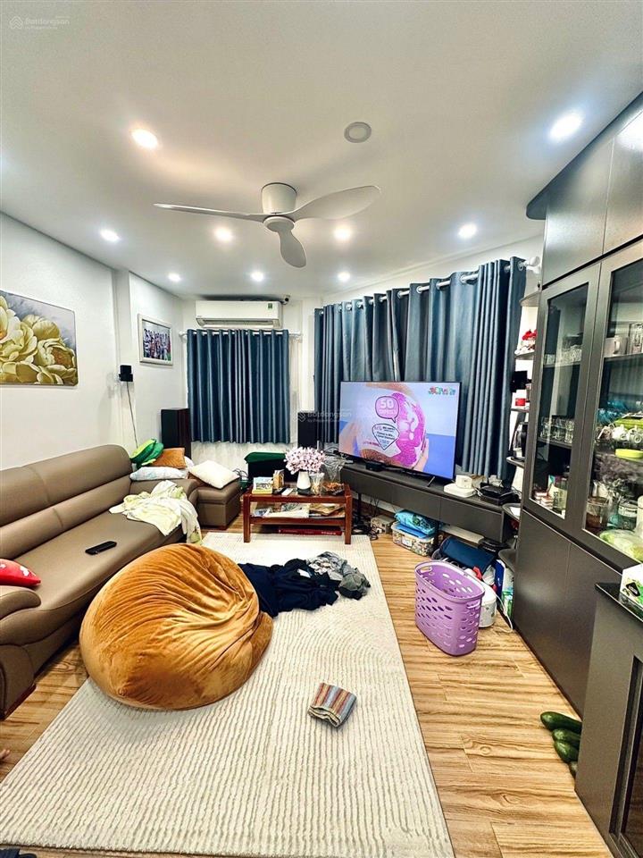 Bán nhà đường tứ hải giáp bắc hải quận 10 5 tầng 40m2 5pn nhỉnh 8 tỷ