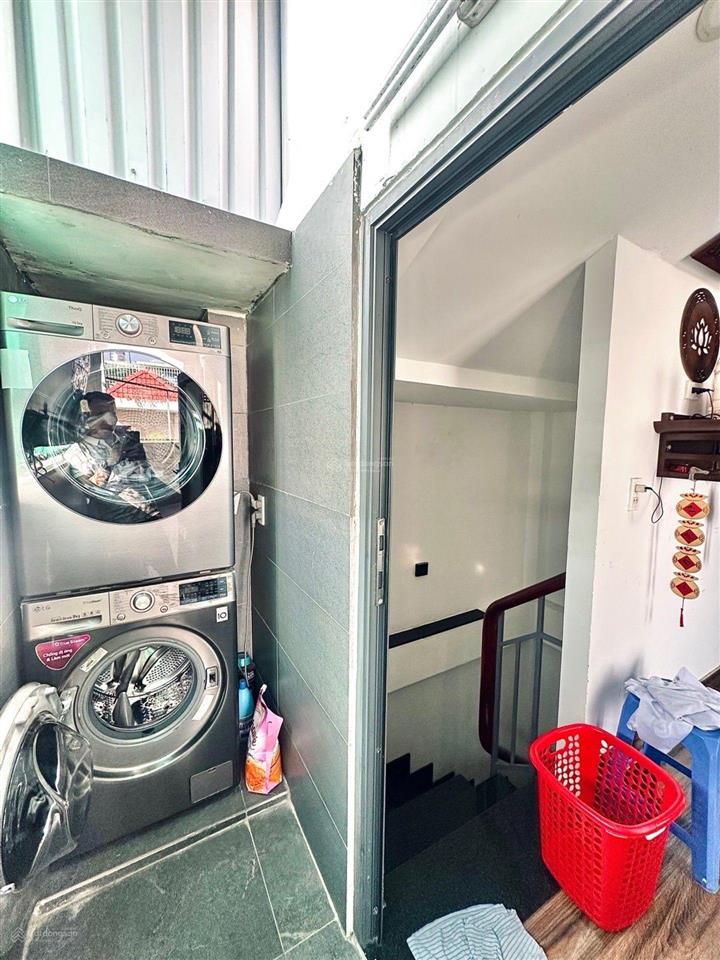 Bán nhà đường tứ hải giáp bắc hải quận 10 5 tầng 40m2 5pn nhỉnh 8 tỷ