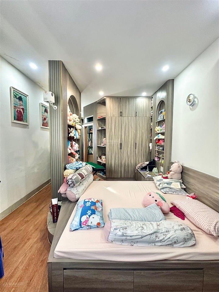Bán nhà đường tứ hải giáp bắc hải quận 10 5 tầng 40m2 5pn nhỉnh 8 tỷ