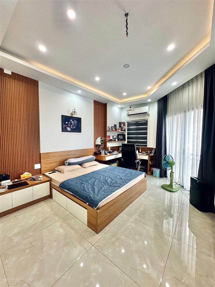 Bán nhà đường tứ hải giáp bắc hải quận 10 5 tầng 40m2 5pn nhỉnh 8 tỷ