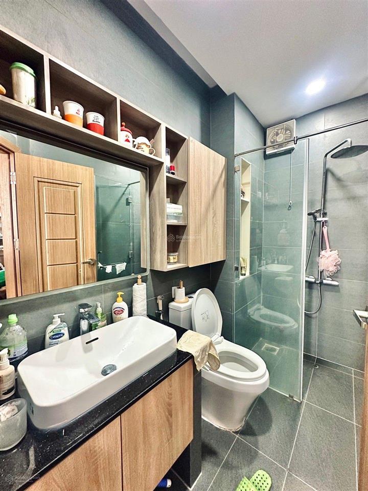 Bán nhà đường tứ hải giáp bắc hải quận 10 5 tầng 40m2 5pn nhỉnh 8 tỷ