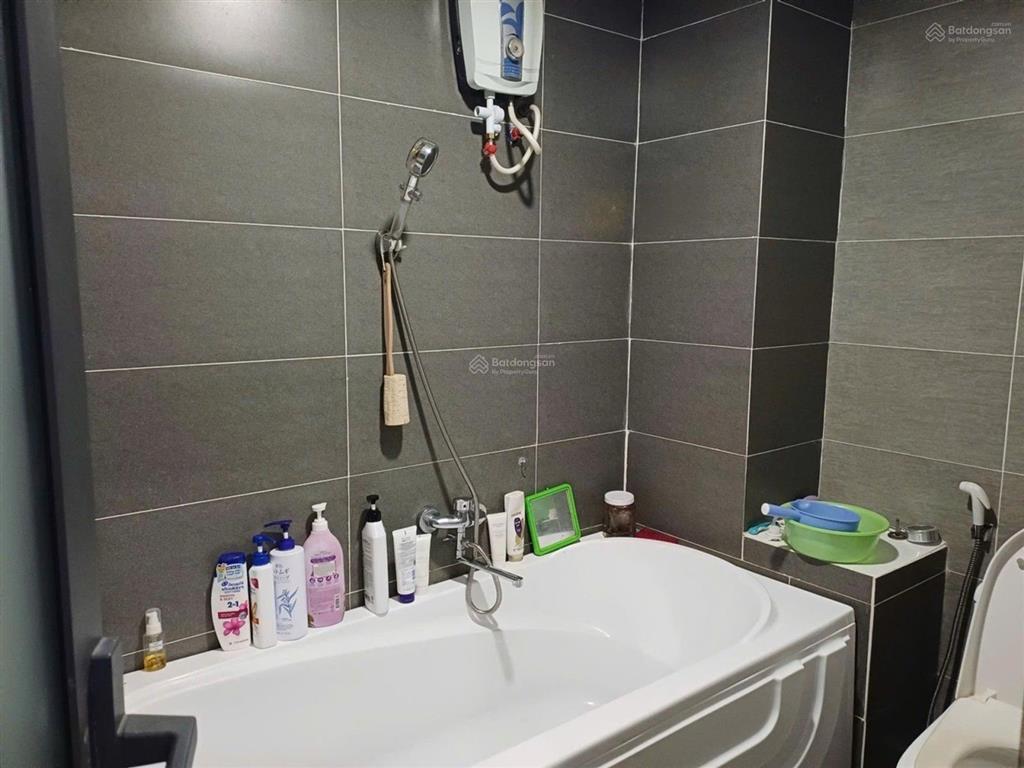 Bán nhà cmt8 32m2 3 tầng, 3pn nhỉnh 4 tỷ, gần bv thống nhất, bảy hiền.