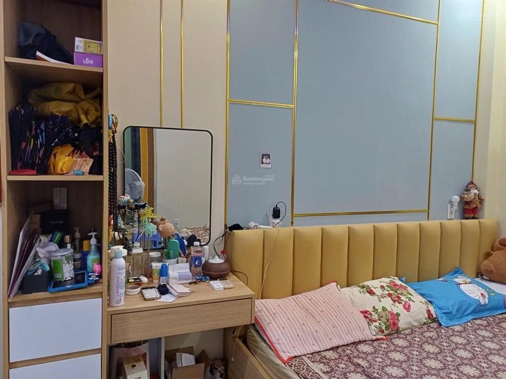 Bán nhà cmt8 32m2 3 tầng, 3pn nhỉnh 4 tỷ, gần bv thống nhất, bảy hiền.