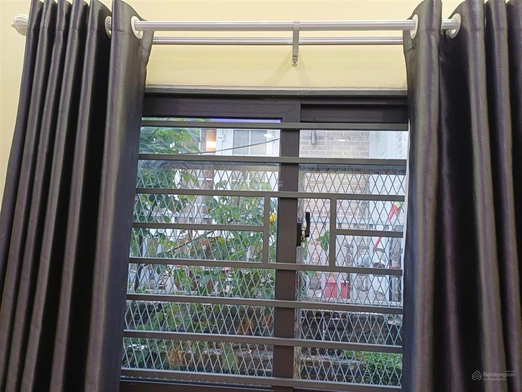 Bán nhà cmt8 32m2 3 tầng, 3pn nhỉnh 4 tỷ, gần bv thống nhất, bảy hiền.
