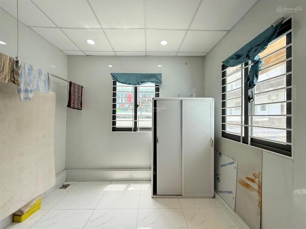 Bán nhà riêng 2 tầng 33m2 trường sa nhỉnh 4 tỷ