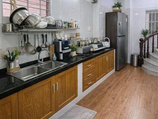 Bán nhà mt cmt8 3 tầng 18.2m2 chỉ 2.95 tỷ