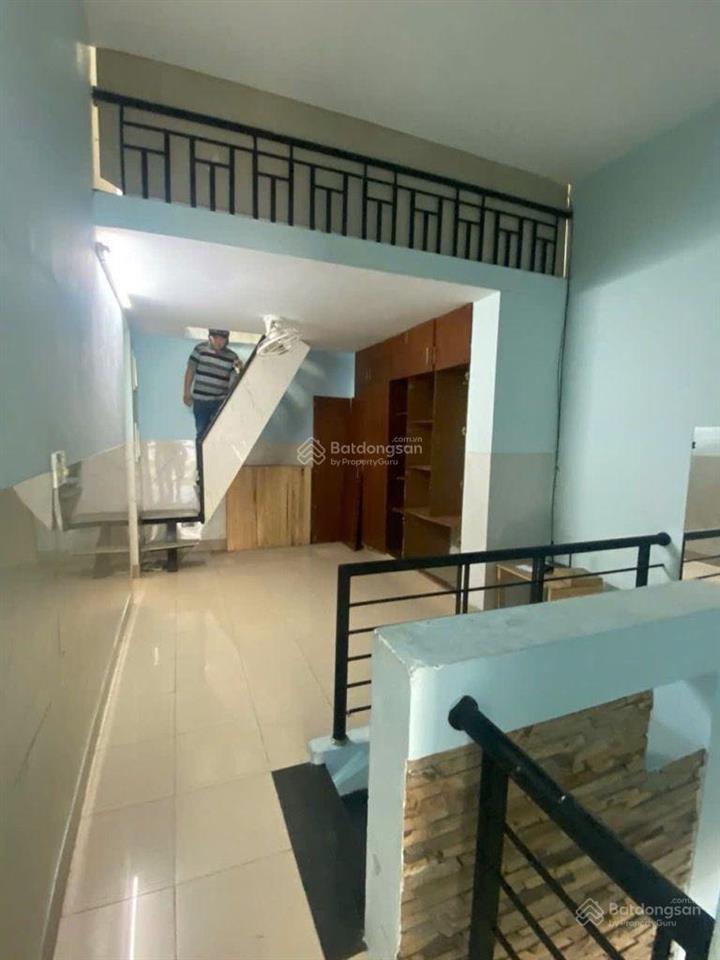 Bán nhà nhỉnh 6 tỷ 2 tầng 42 m2 đặng văn ngữ phú nhuận