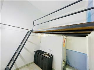 Cho thuê trọ 2tr8 có gác sẵn bếp tại đường mạc vân q8