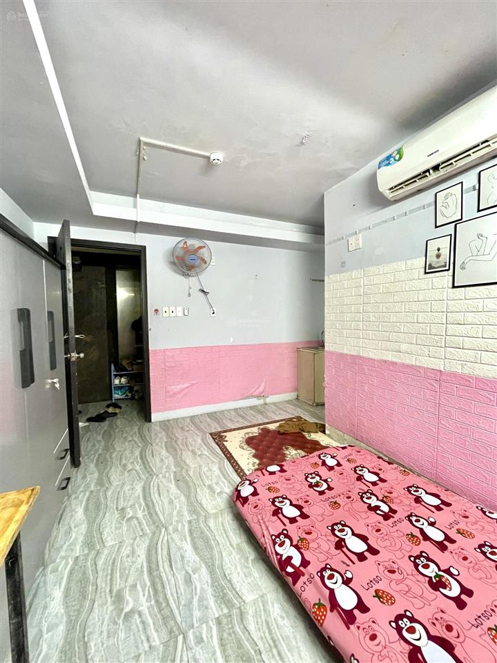 Cho thuê phòng rộng 20m2 ngay tạ quang bửu, giá 3tr5/tháng, nằm gần cầu tạ quang bửu