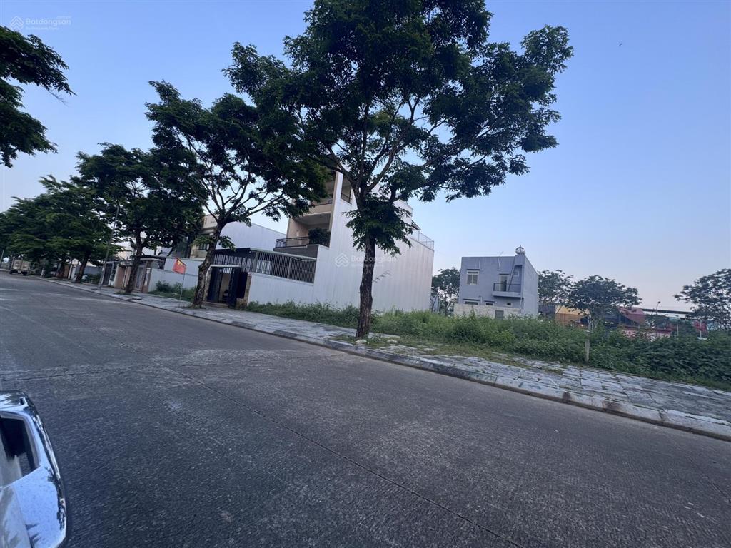 Cần bán đất đẹp golden hills  dễ thanh khoản  giá hợp lý quá chừng  ở hay đầu tư đều hợp gu
