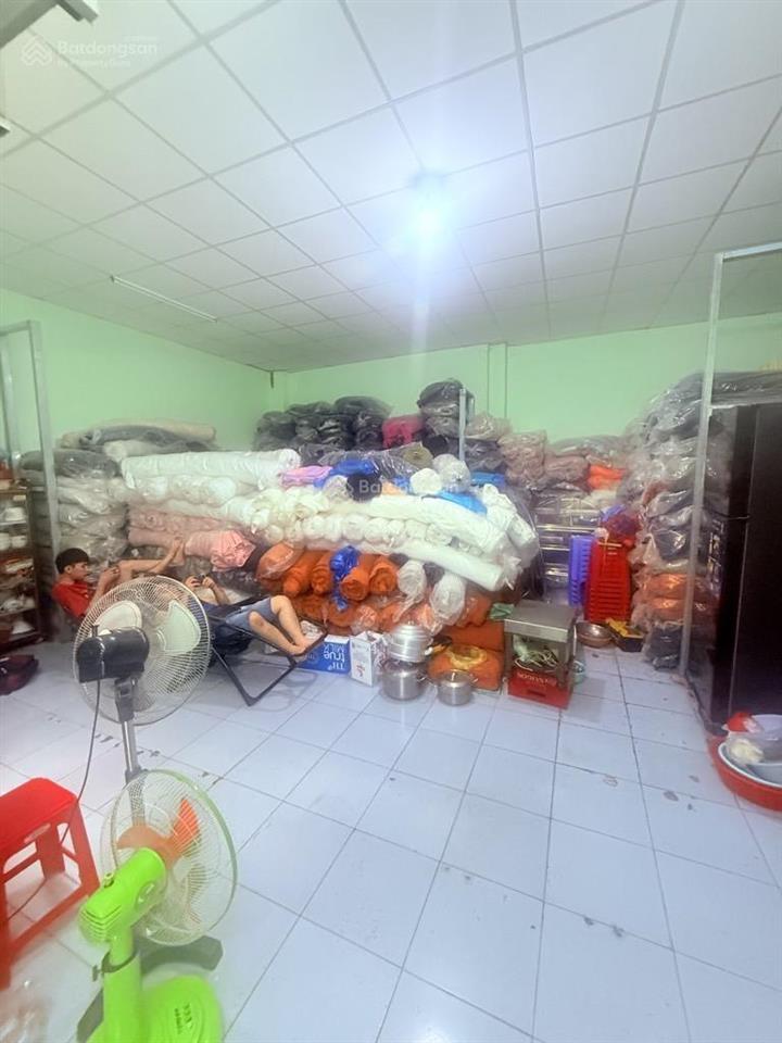 Bán nhà đường phú thọ hoà  (dt 5m x 18m  nở hậu 8,5m)  q. tân phú