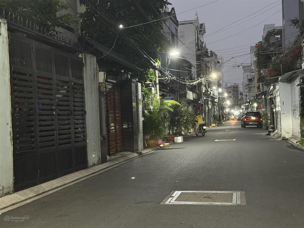 Bán nhà đường thoại ngọc hầu  hẻm 6m thẳng tắp  hẻm xe hơi  q. tân phú 0978 032 ***