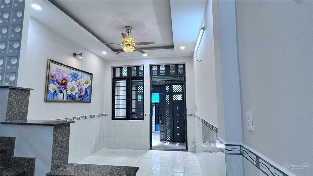 Bán nhà đường kênh tân hoá  54m2  2 tầng, hơn 5 tỷ, quận tân phú  0978 032 ***