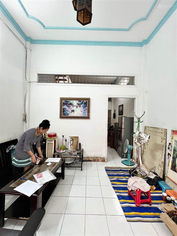 Bán nhà tô hiệu + hòa bình , ( 2 tầng  40m2 ) giáp quận 11  q. tân phú  0978 032 ***