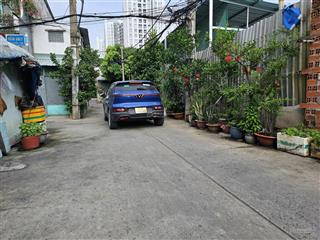 Bán nhà tô hiệu + hòa bình , ( 2 tầng  40m2 ) giáp quận 11  q. tân phú  0978 032 ***