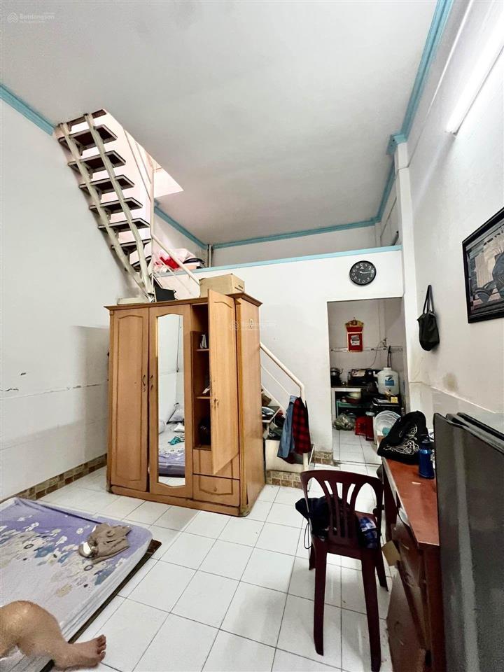 Bán nhà tô hiệu + hòa bình , ( 2 tầng  40m2 ) giáp quận 11  q. tân phú  0978 032 ***