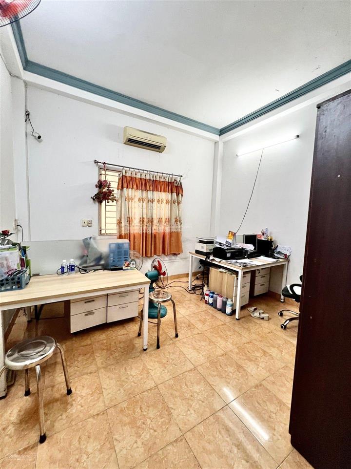 Bán nhà mặt tiền khu nội bộ vườn lài + văn cao  83m2  4 tầng  q. tân phú 097803209