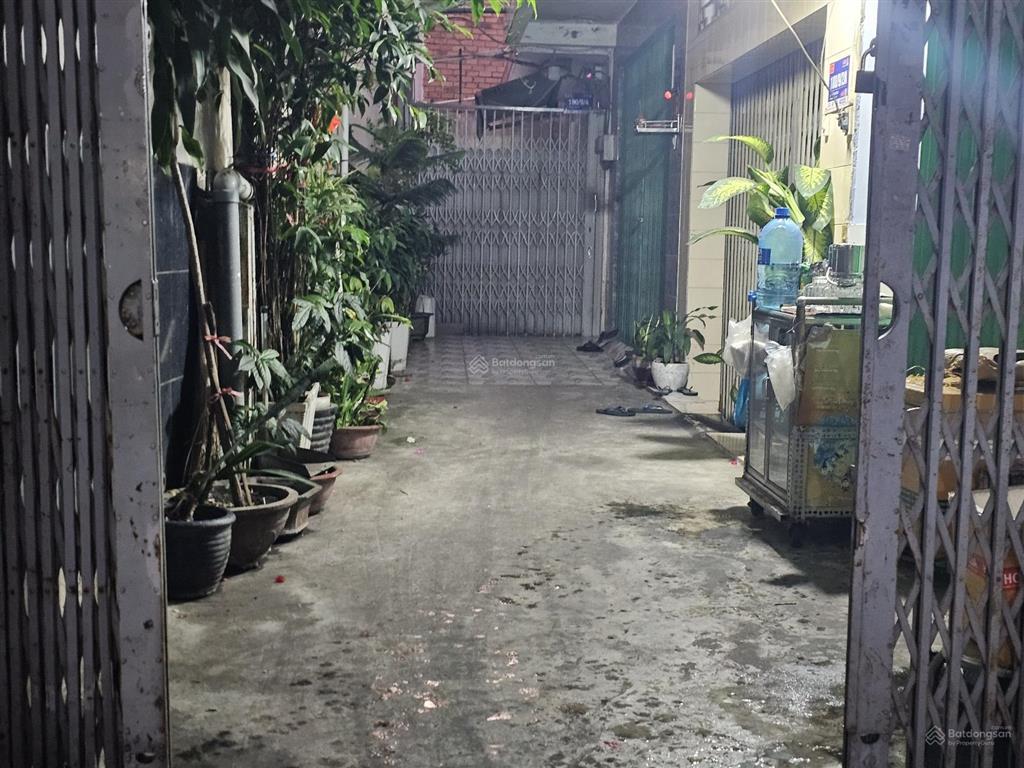 Bán nhà đường lý thánh tông + tô hiệu  4,3m x 13m  2 tầng  nhỉnh 5 tỷ  0978 032 ***