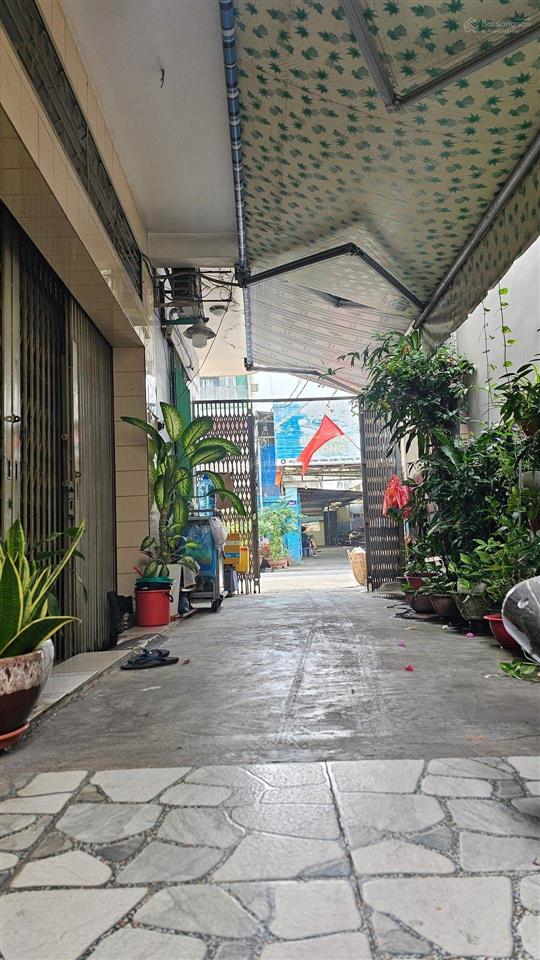 Bán nhà đường lý thánh tông + tô hiệu  4,3m x 13m  2 tầng  nhỉnh 5 tỷ  0978 032 ***