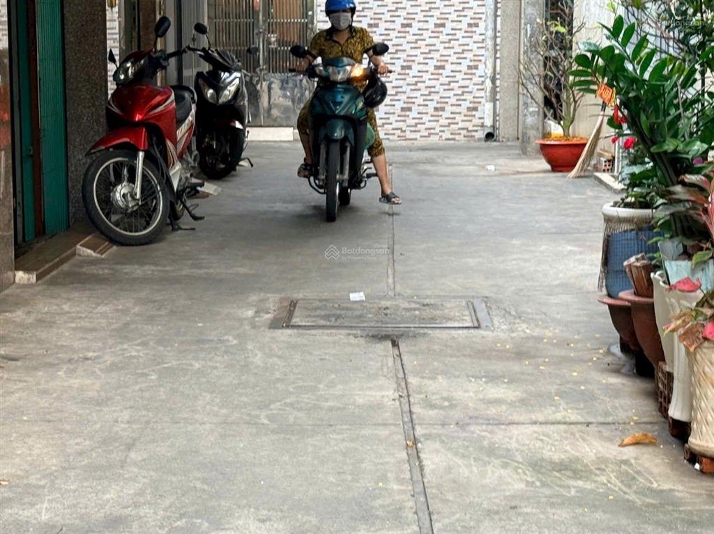 Bán nhà lạc long quân  ông ích khiêm  nhỉnh 5 tỷ  phường 3  quận 11  0914 443 ***