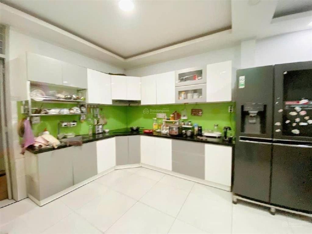 Bán nhà đường gò dầu  90m2  4 tầng  hẻm xe hơi  q. tân phú  0978 032 ***
