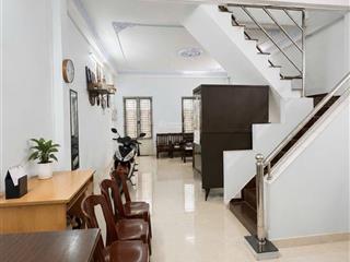 Bán nhà đường tô hiệu + hòa bình , gần đầm sen , 5m x 11m  2 tẩng  q. tân phú  0978 032 ***