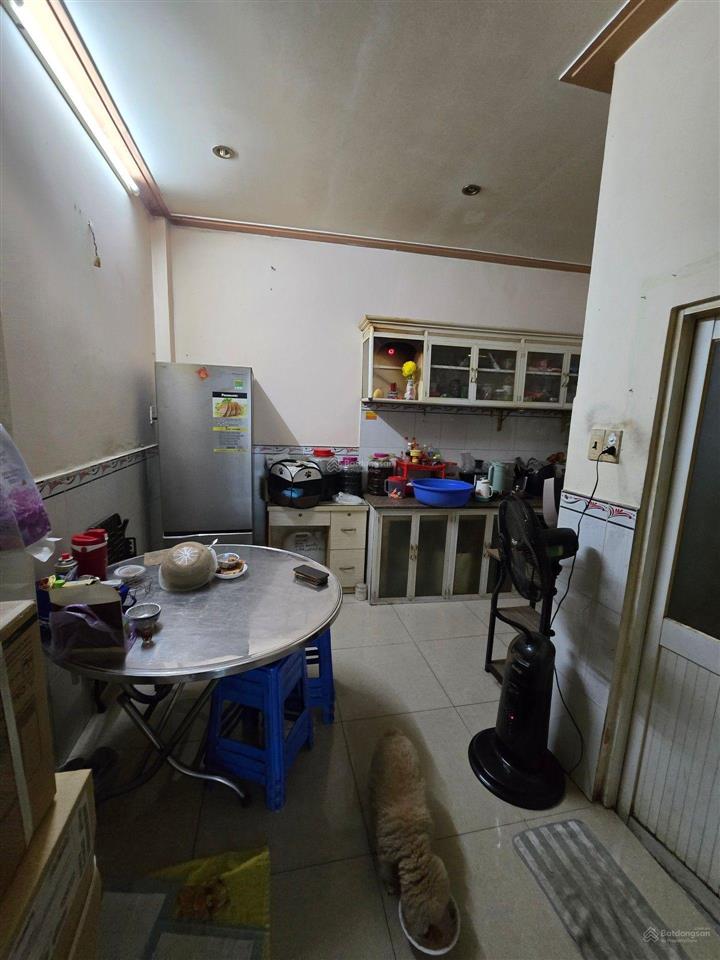 Bán nhà đường hòa bình , gần đầm sen ,( 40m2  2 tầng )  q. tân phú  0978 032 ***