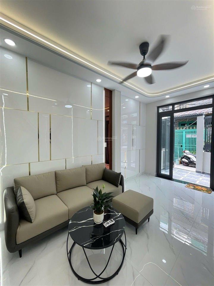 Bán nhà bến phú lâm quận 6 4 tầng đẹp giá chỉ 5,6 tỷ