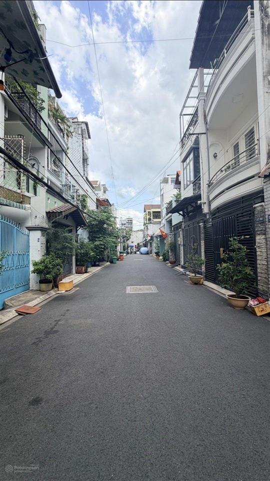 Bán nhà thoại ngọc hầu, quận tân phú hẻm xe hơi, 80m2  3 tầng  p. phú thạnh  0914 443 ***