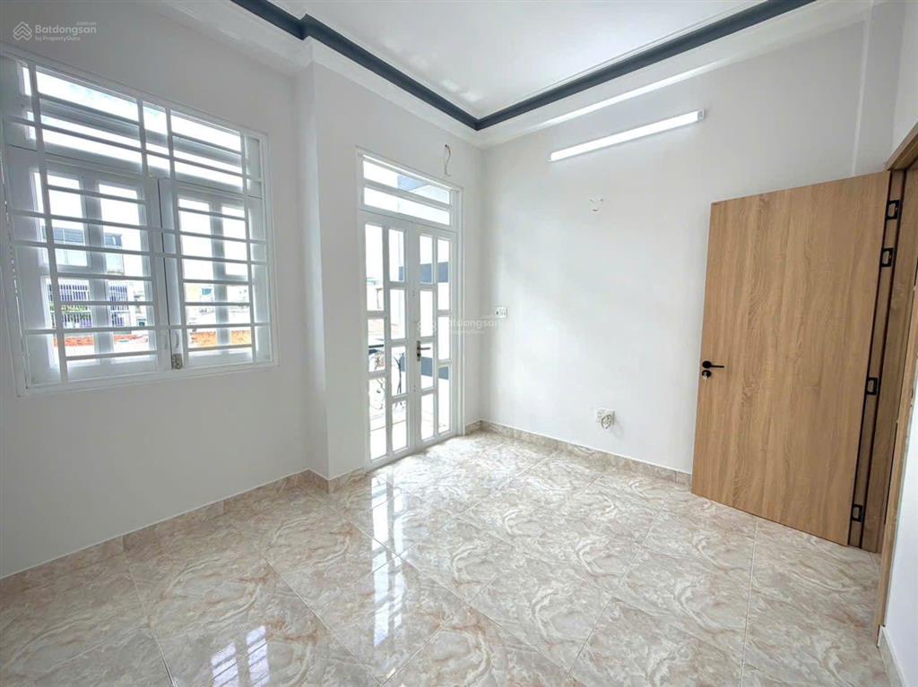 Bán nhà bình long + văn cao  giáp ranh quận tân phú  4 tầng  chỉ 5 tỷ  0914 443 ***