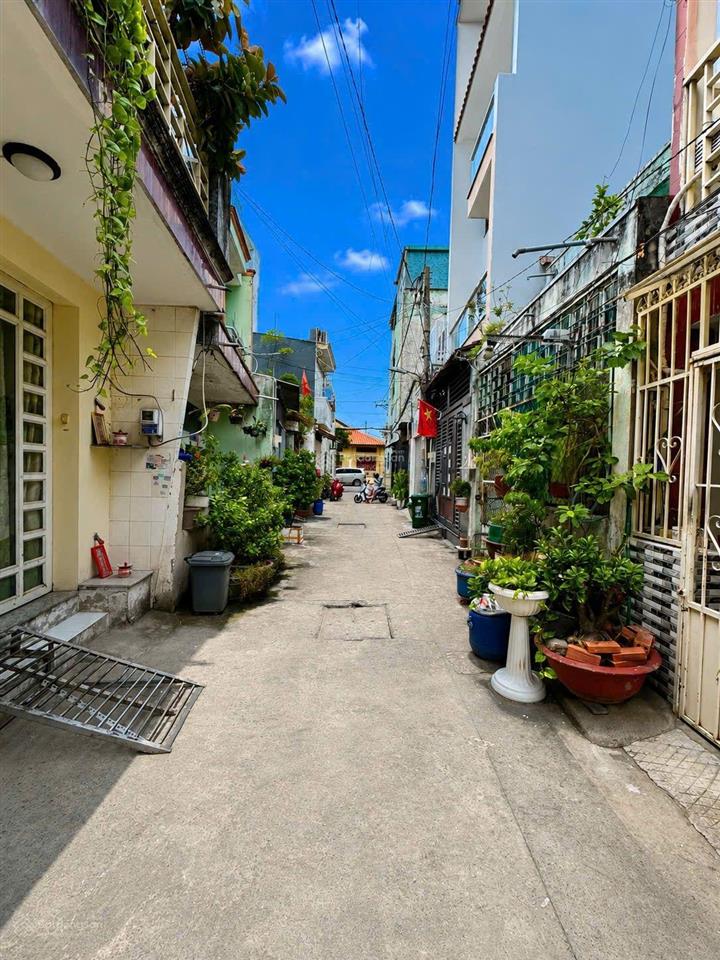 Bán nhà đường hương lộ 2  gần ngã tư bốn xã, 42m  3 tầng  p. bình trị đông  0914 443 ***