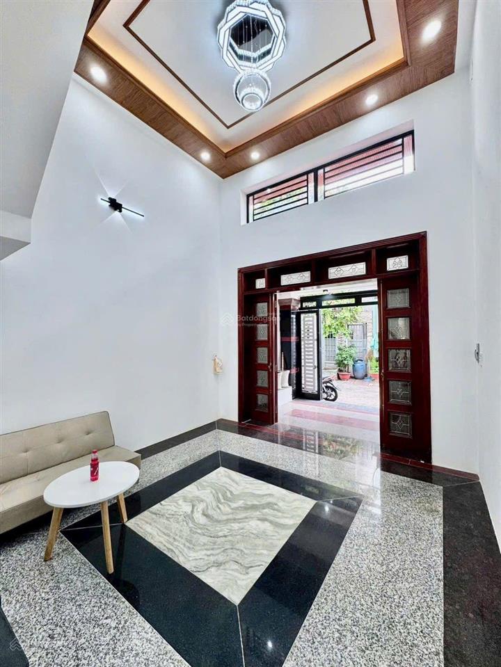 Bán nhà mã lò  lê văn quới, quận bình tân  hẻm xe hơi  4 tầng  chỉ  5,3 tỷ  0914 443 ***