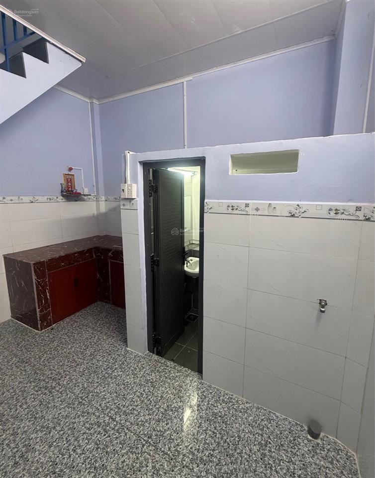 Bán nhà đường lê đình thám  phường tân sơn nhì  quận tân phú  hẻm 5m  2 tầng  hơn 3 tỷ.