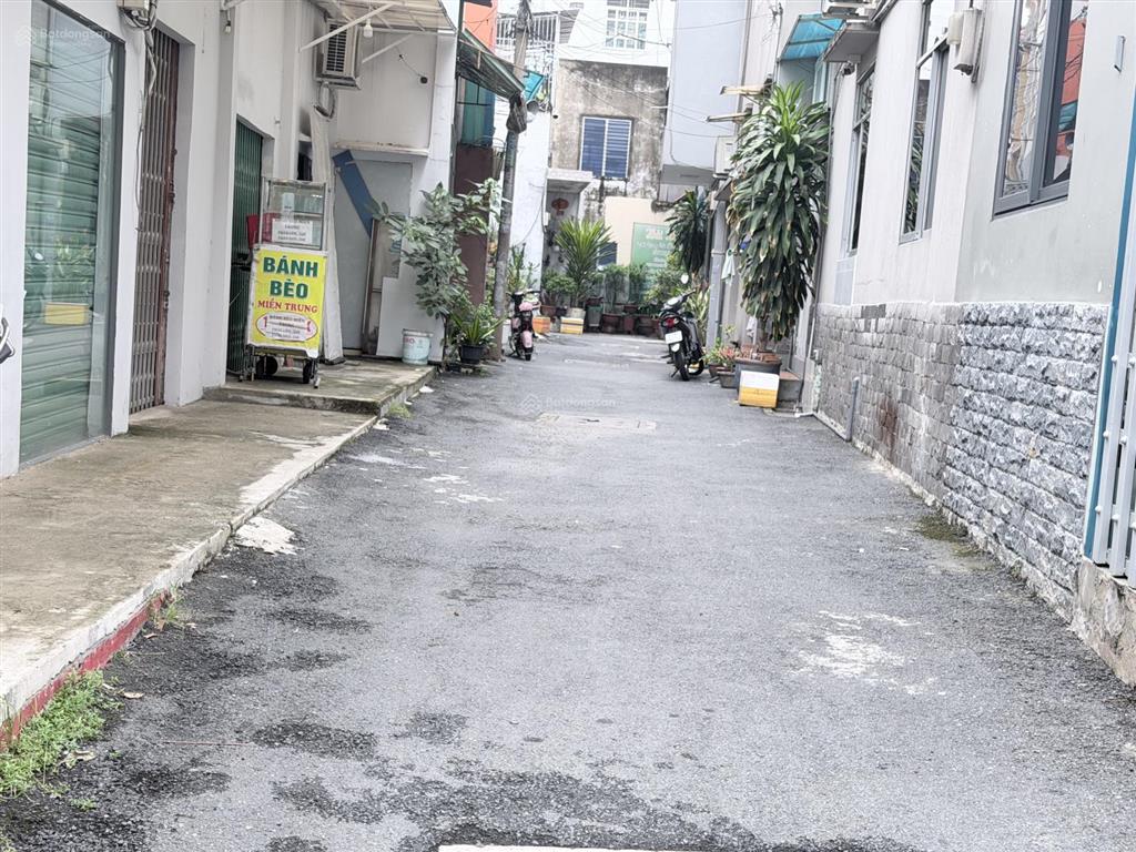 Bán nhà đường lê đình thám  phường tân sơn nhì  quận tân phú  hẻm 5m  2 tầng  hơn 3 tỷ.