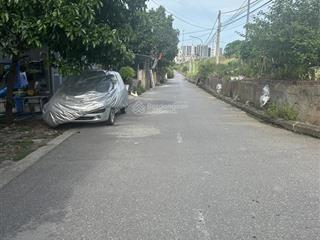 Mặt ngõ, ô tô, diện tích rộng, giá rẻ.