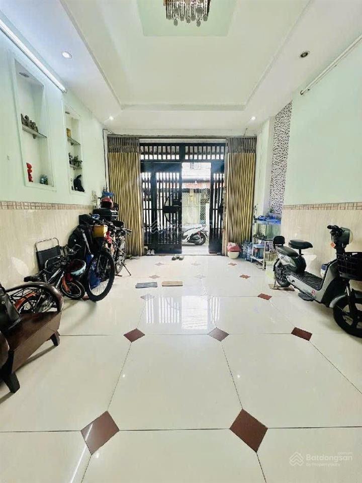 Nhà 4 tầng ngay đầm sen q11, nhỉnh 8 tỷ