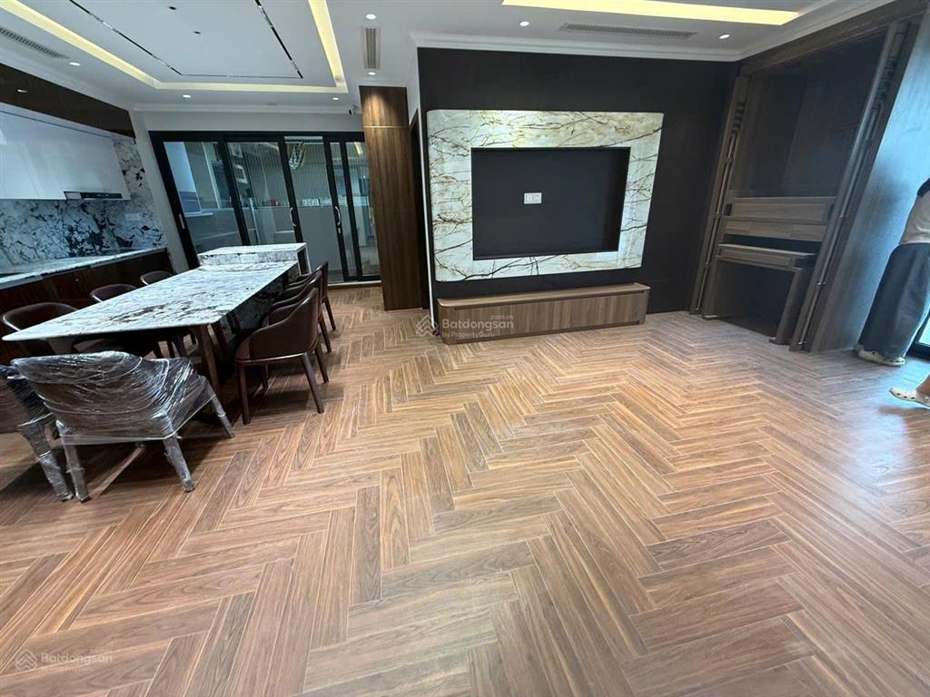 Bán căn hộ 3pn, 3wc tại the pride giá thỏa thuận146m2hai ban công rộngview đẹp
