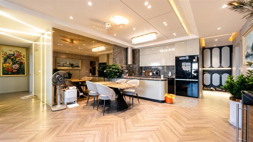 Bán căn hộ hpc landmark 105, 9 tỷ vnd, 143 m2, 4pn + 3wc, nội thất đầy đủ, hot!