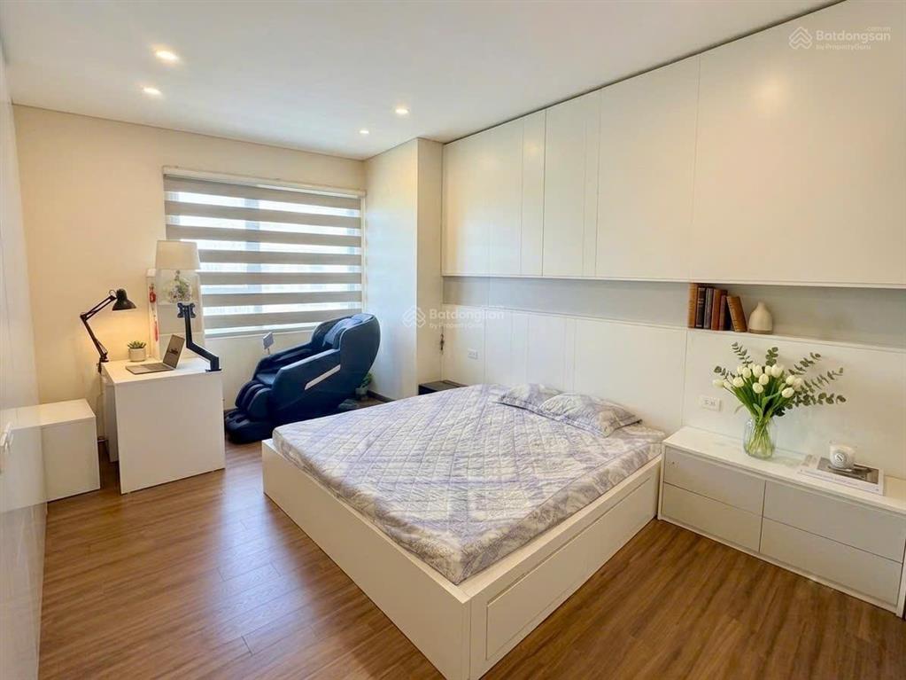 Bán căn hộ the pride, 5,5 tỷ, 102,8m2, 3pn, 2wc, hướng đông nam, giá tốt!