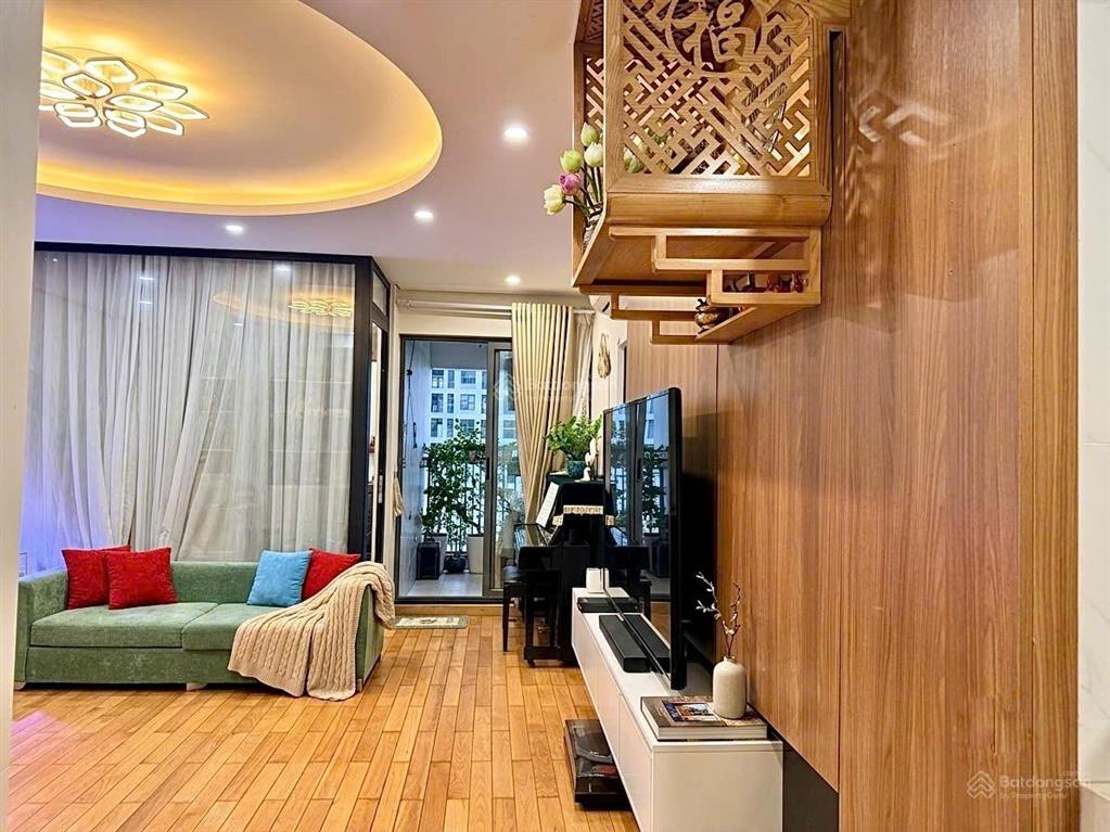 Bán căn hộ the pride, 5,5 tỷ, 102,8m2, 3pn, 2wc, hướng đông nam, giá tốt!