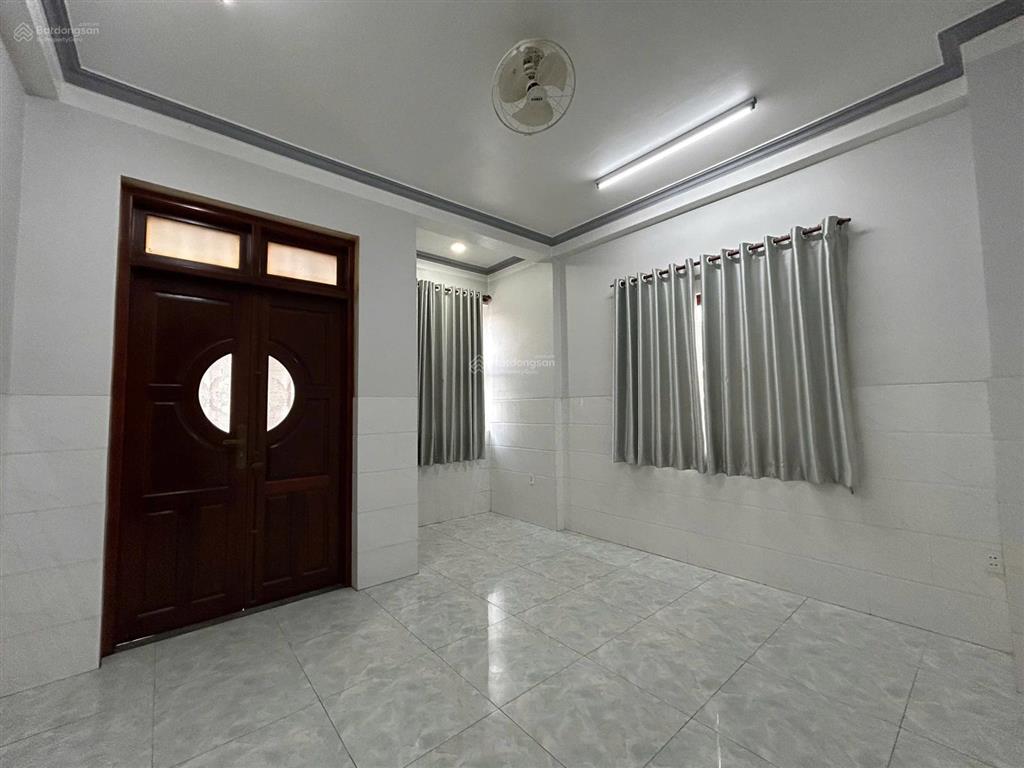 Bán 750m2 nhà biệt thự và văn phòng nhà xưởng giá ngợp gấp 14tỷ9