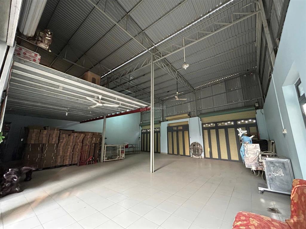 Bán 750m2 nhà biệt thự và văn phòng nhà xưởng giá ngợp gấp 14tỷ9
