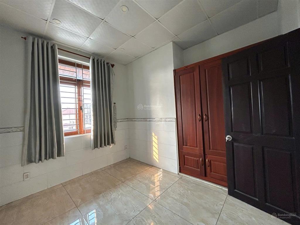 Bán 750m2 nhà biệt thự và văn phòng nhà xưởng giá ngợp gấp 14tỷ9