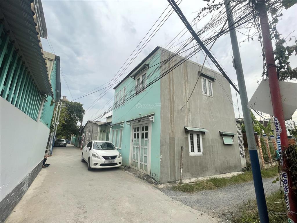 Bán gấp nhà kp bình nhâm lái thiêu hẻm xe hơi giá 2 tỷ 3