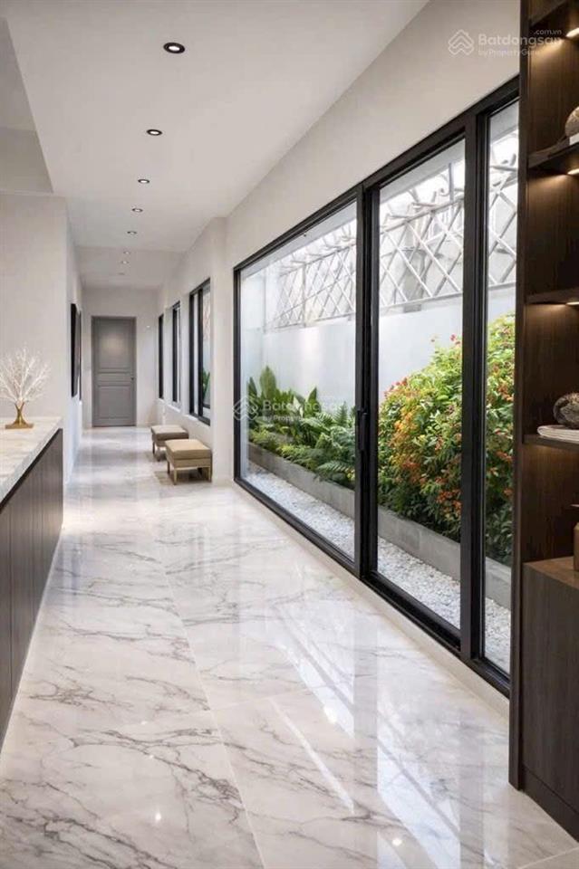 Biệt thự mini sân vườn 2 tầng tăng full nội thất đường xe hơi đào tông nguyên