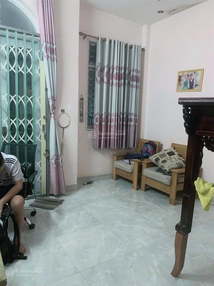 Bán nhà đào tông nguyên 2 tang đường xe hơi khu nhà đồng bộ cao tầng yên tĩnh